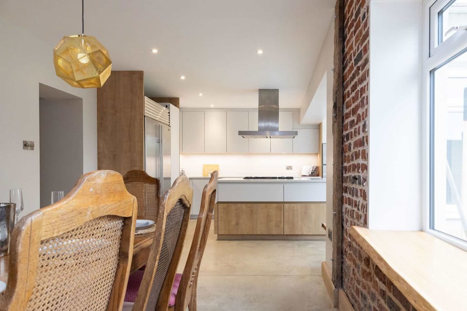 House | 4 bedrooms, Internet