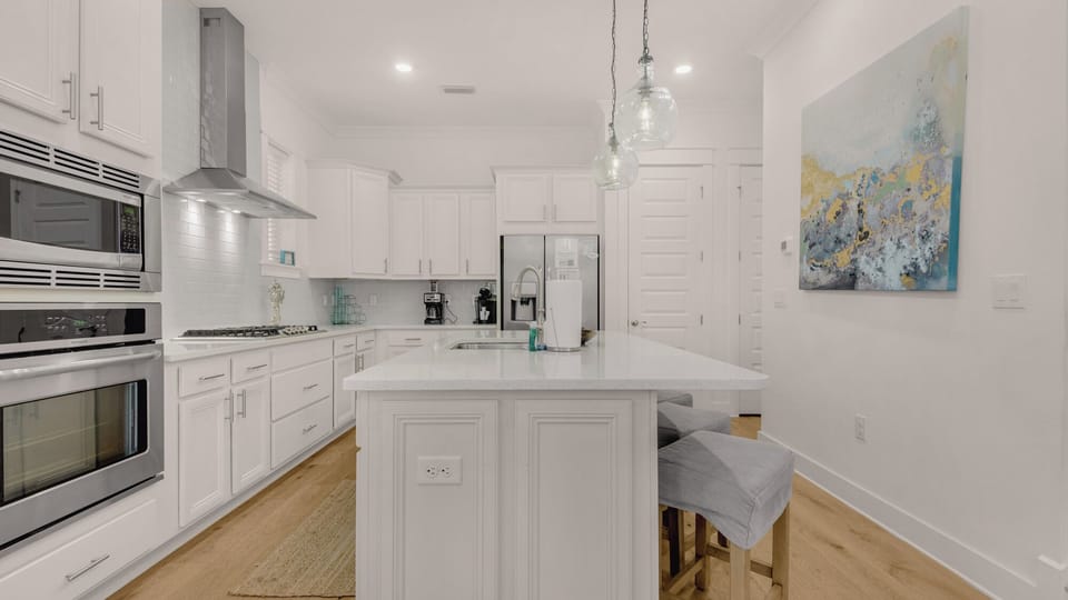 Prominence B - 30 Ray | Kitchen area