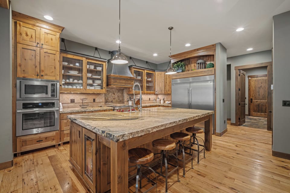 56599 Sunstone Loop-11