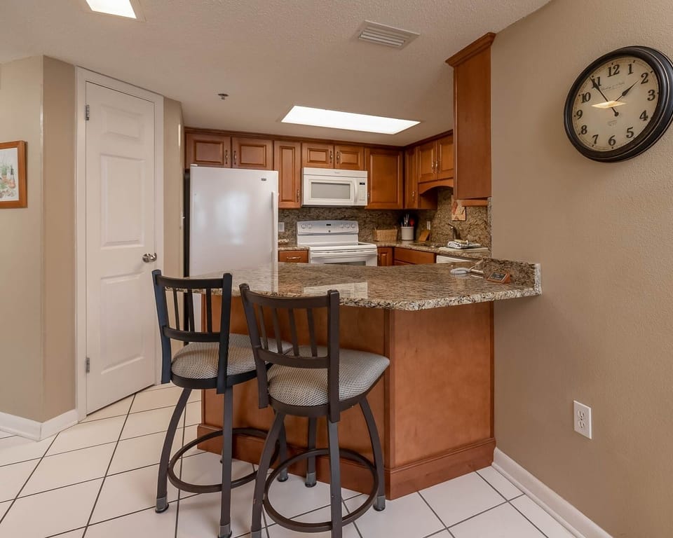 Condo, 2 Bedrooms | Private kitchen | Coffee/tea maker, fridge, oven
