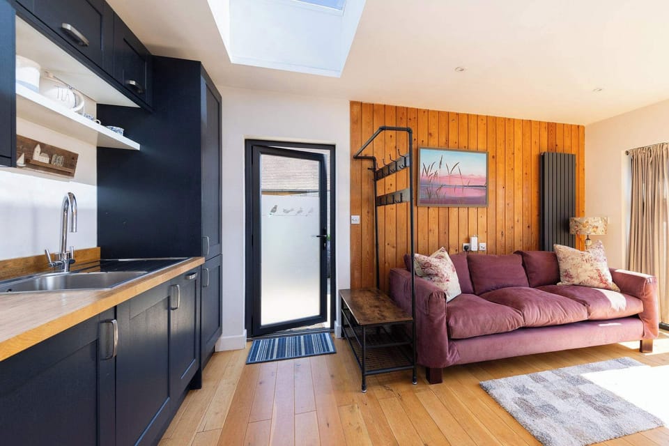 House | 1 bedroom, desk, Internet