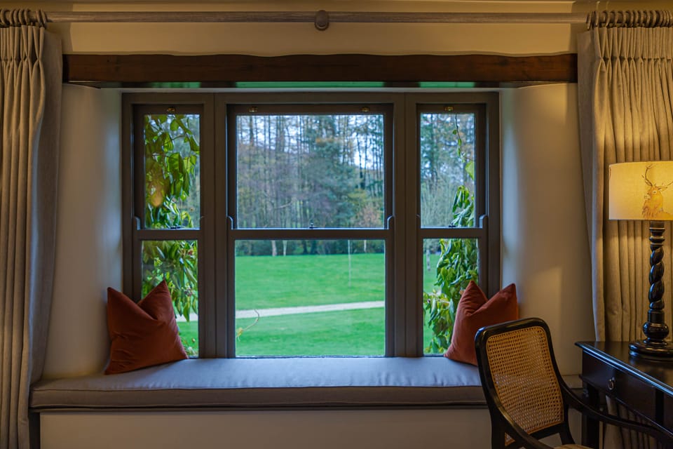 Classic Double or Twin Room | Hypo-allergenic bedding, in-room safe, free WiFi