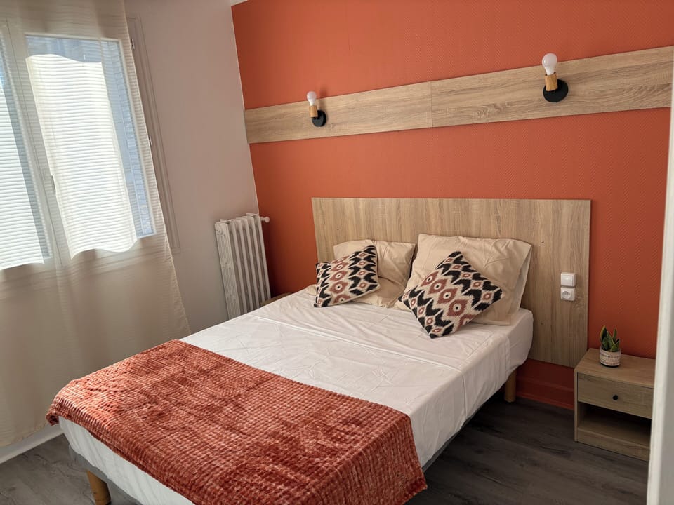 Classic Double Room | Soundproofing, free WiFi