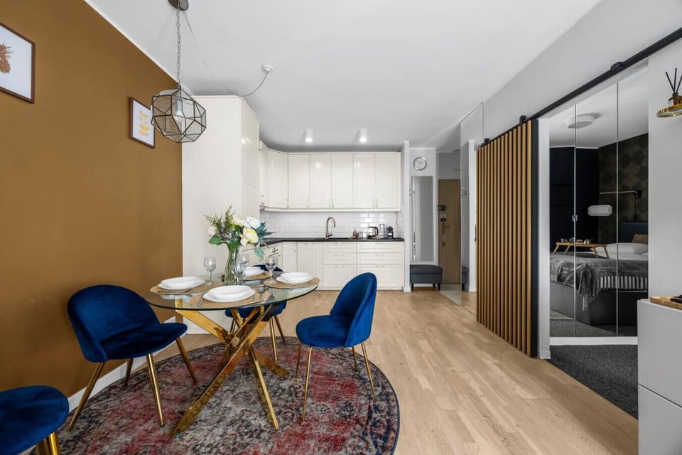Fully Equipped Kitchen | Book Now with RENTUJEMY.COM