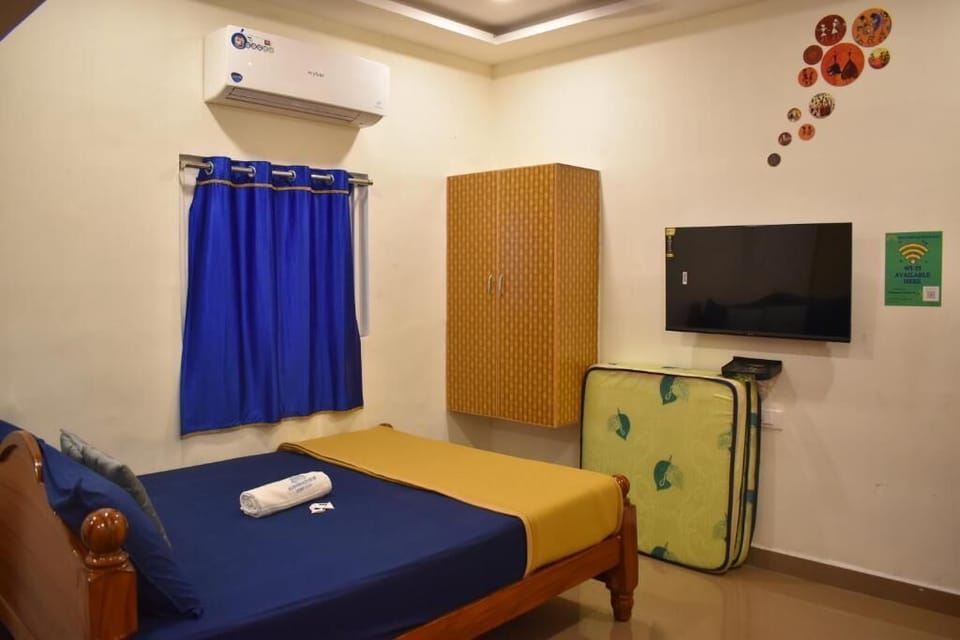In-room safe, soundproofing, iron/ironing board, WiFi (free)