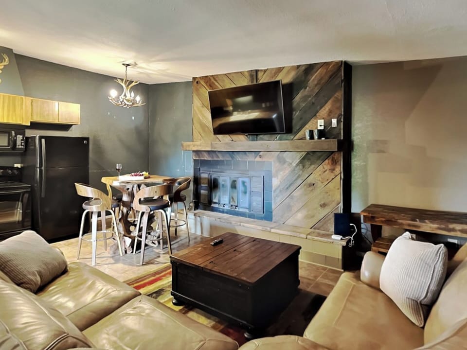Condo (1 Bedroom) | Property amenity