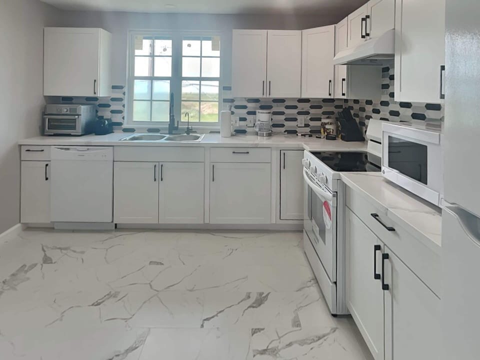 House (4 Bedrooms) | Property amenity