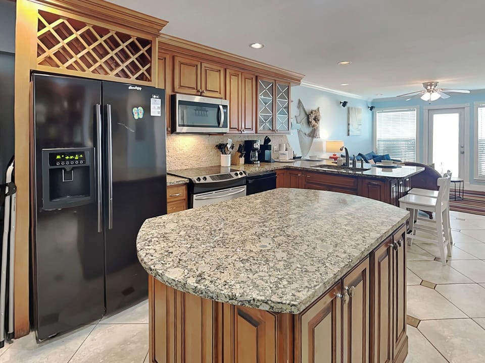 Condo (2 Bedrooms) | Property amenity