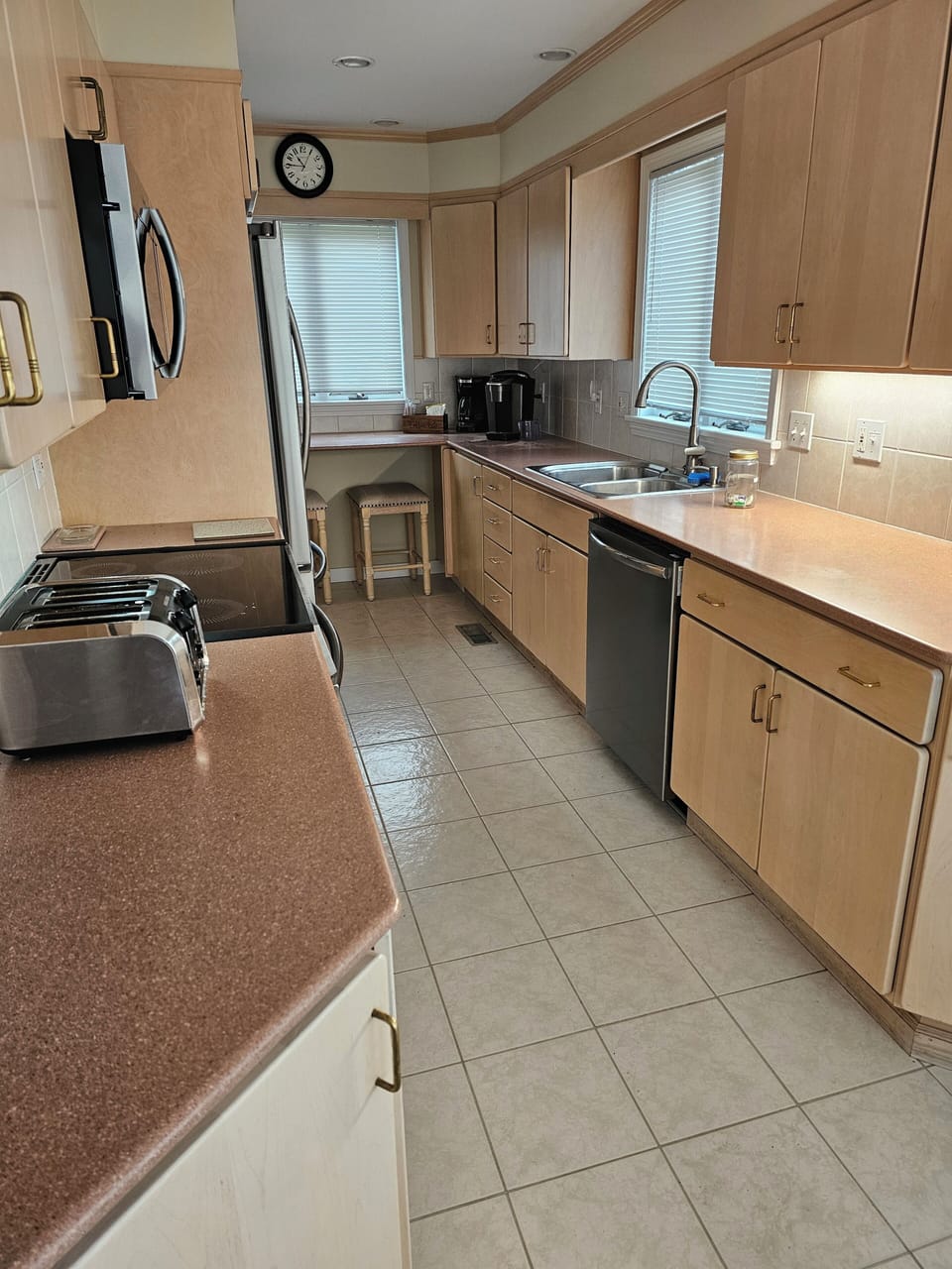 Full kitchen with new convection stove, new dishwasher, service for 10