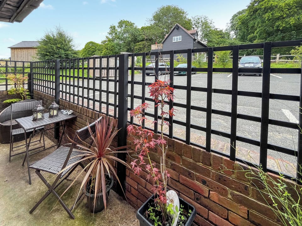Outdoor | The Lodge at Winchelsea, Winchelsea