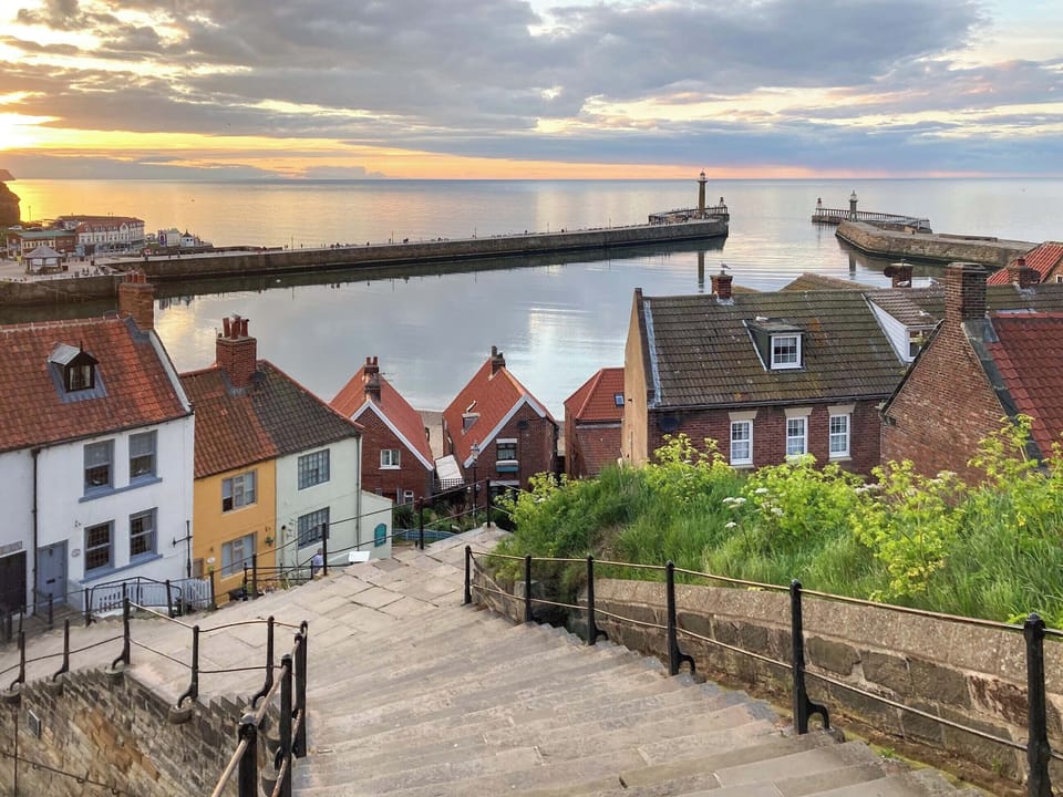 Surrounding area | Lawsons Lodge, Whitby