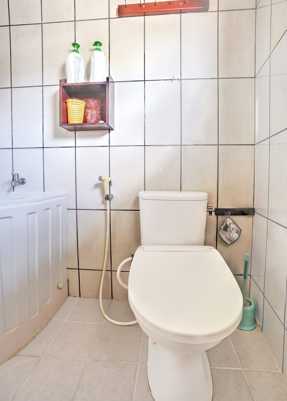 Standard Double Room | Bathroom | Shower, towels