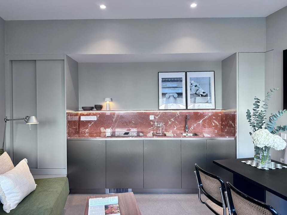 Comfort Apartment, 2 Bedrooms, City View | Private kitchen | Microwave, stovetop, dishwasher, cookware/dishes/utensils
