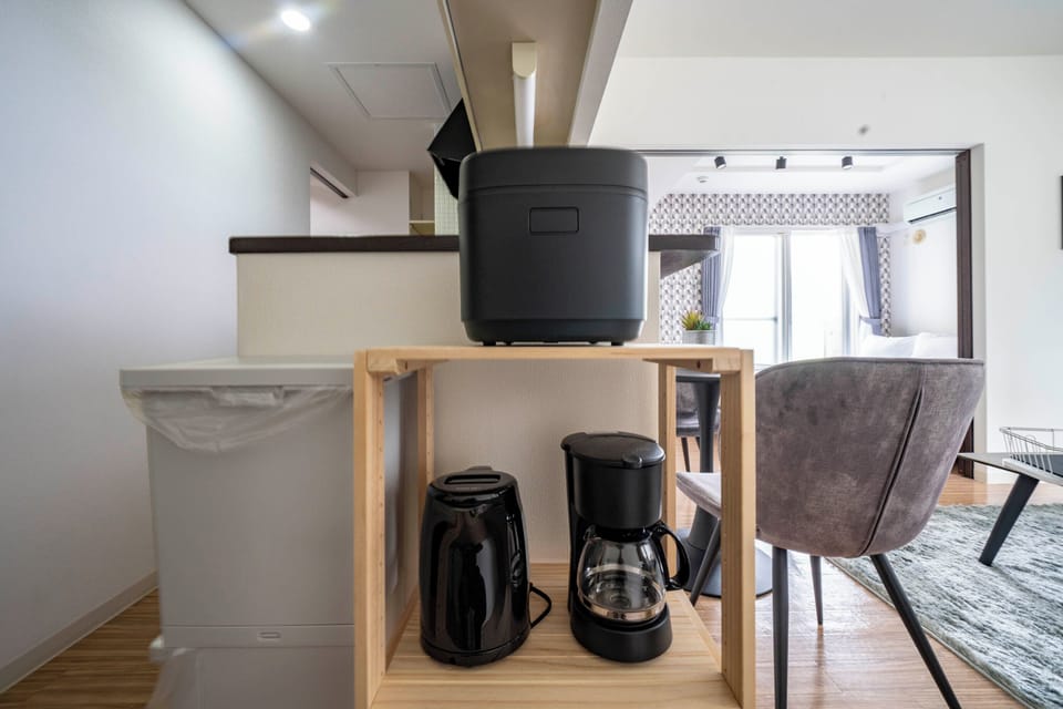 Fridge, microwave, stovetop, toaster