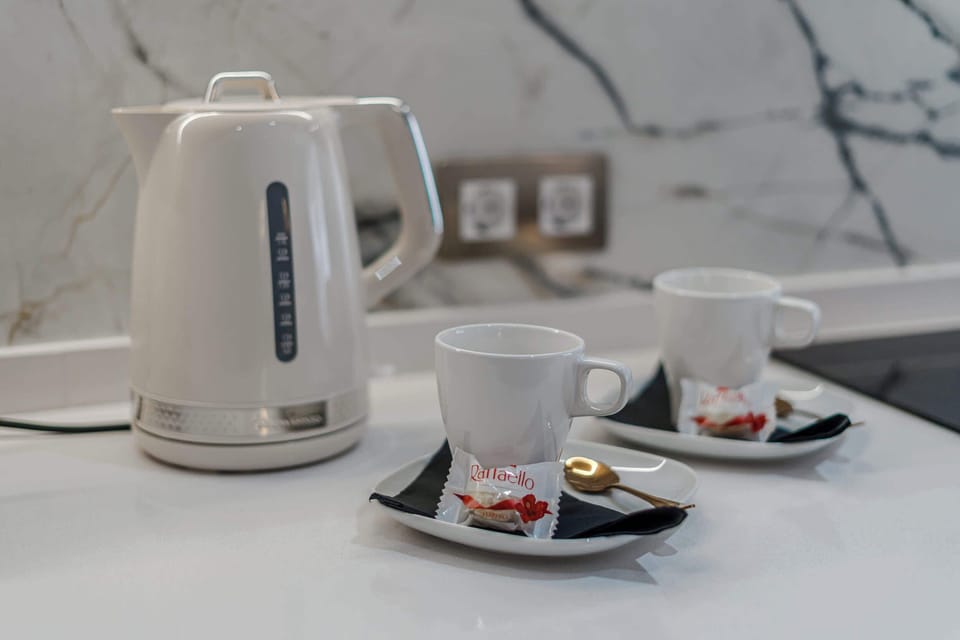 Luxury Kitchen Essentials – Start Your Day with Fresh Coffee and Designer Appliances