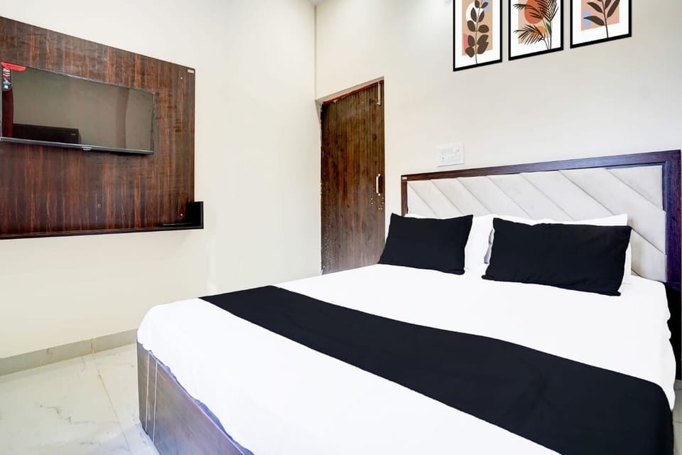 Deluxe Double Room | Desk, free WiFi