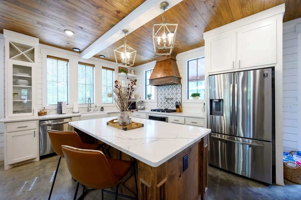 Cabin, Multiple Beds, Hot Tub, Garden View (Sugarberry Farm) | Private kitchen | Fridge, microwave, oven, stovetop