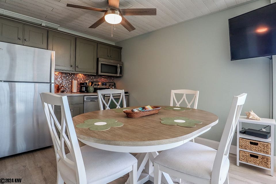 This Kitchen is just gorgeous with brand new cabinets, backsplash and new appliances