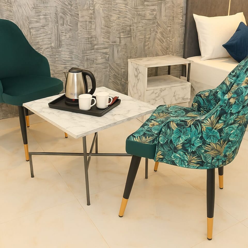 Deluxe Studio | Iron/ironing board, free WiFi, bed sheets