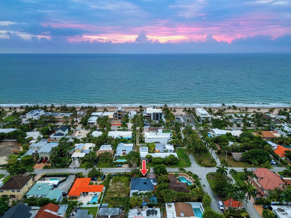 The beach and neighbourhood from above, minutes from the house.