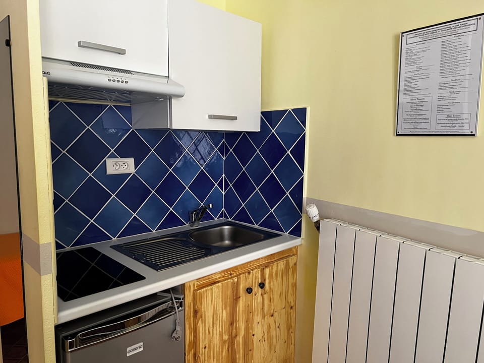 Standard Studio, Non Smoking | Free WiFi, bed sheets