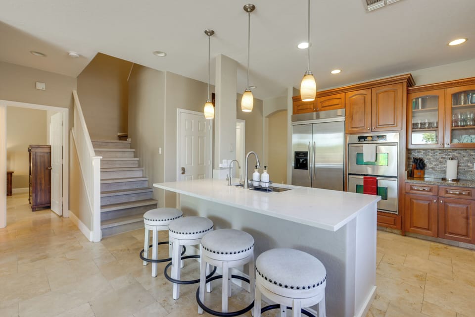 House (4 Bedrooms) | Interior