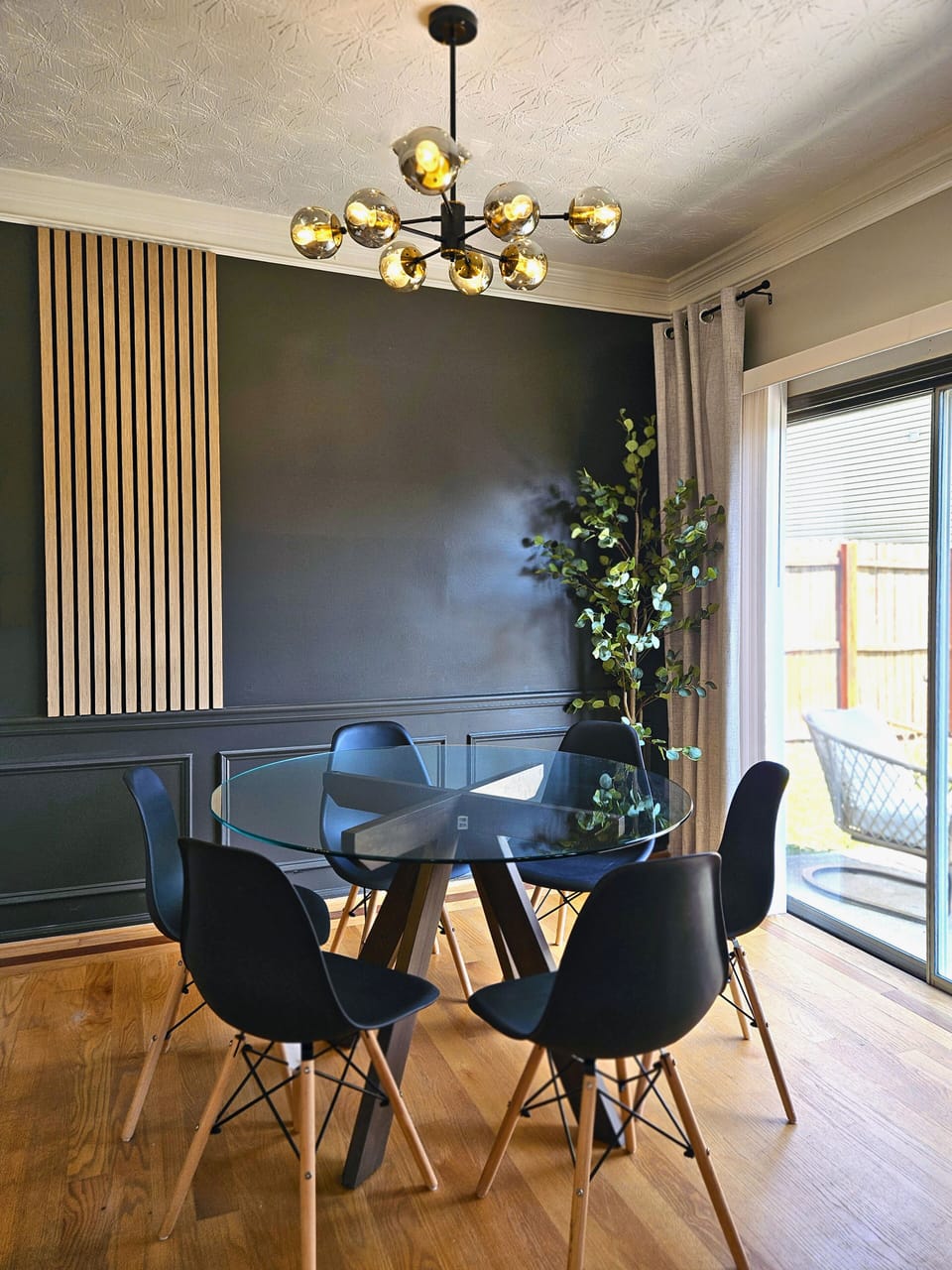 Gather around the dining table where natural light & open space make every meal together feel special.