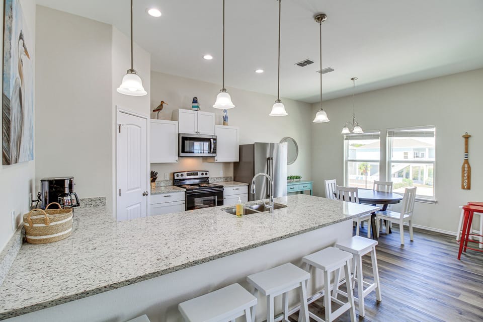 House (3 Bedrooms) | Interior