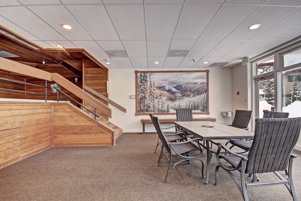Studio | Interior