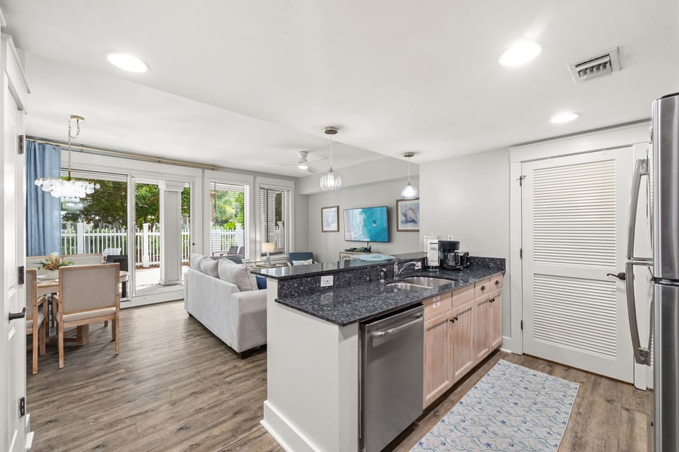 Kitchen 1