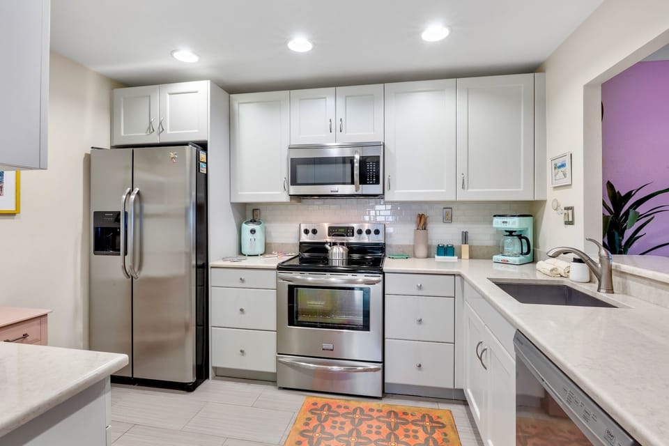 Fully equipped kitchen