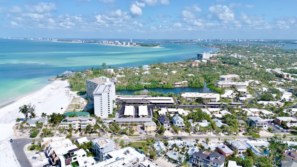Gulf Holiday 7 by Tropical Sand Accommodations