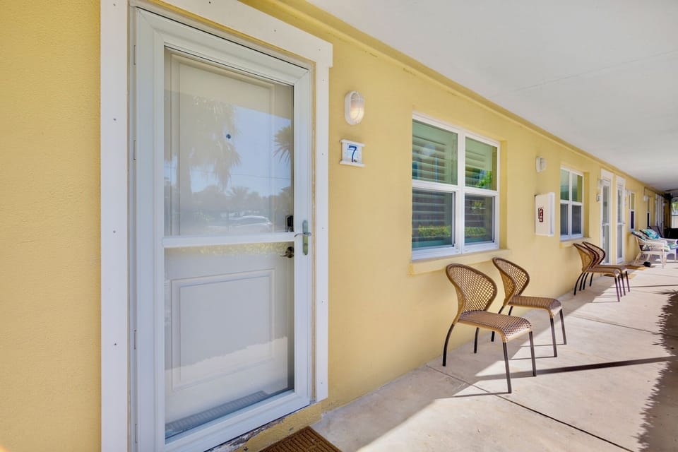 Gulf Holiday 7 by Tropical Sand Accommodations