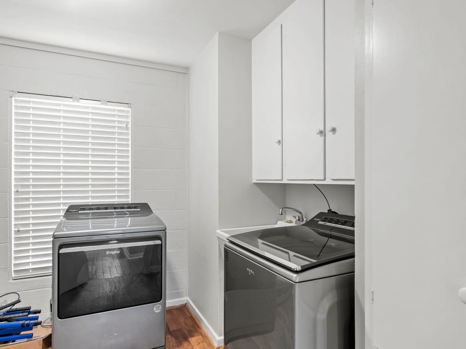 House (3 Bedrooms) | Property amenity
