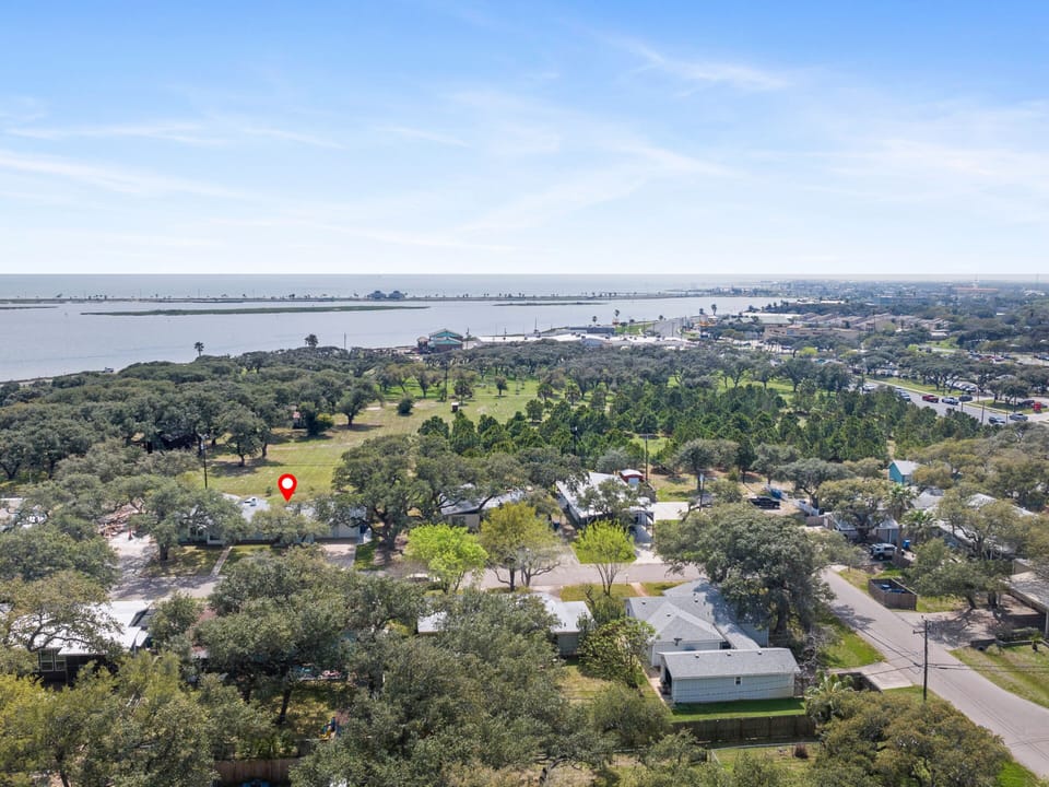 House (3 Bedrooms) | Property amenity
