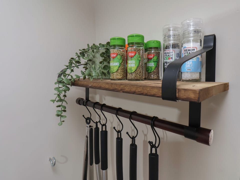 Cottage | Food and drink