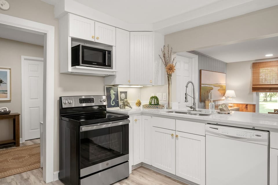 fully stocked kitchen