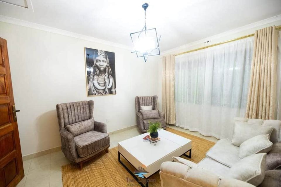 Superior Suite, Balcony, Garden View | Living area