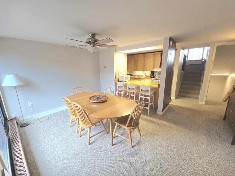 Stowe Ski Condo! 3BR Near Mountain w/Heated Pool! (6724)