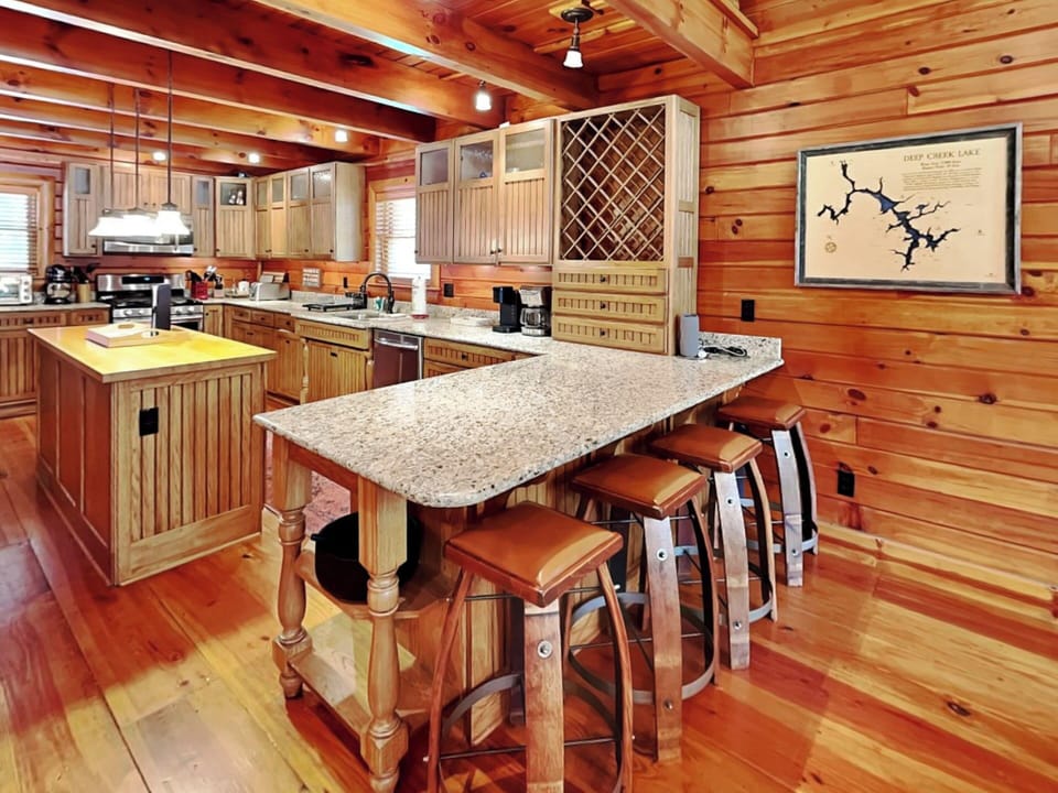 House (5 Bedrooms) | Property amenity