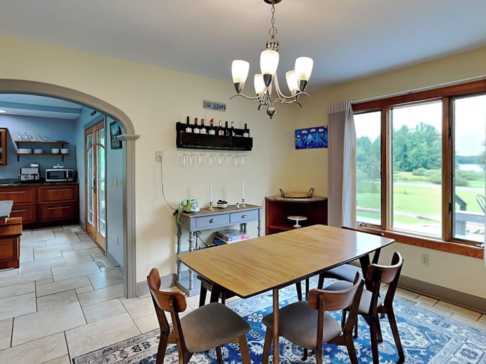 House (3 Bedrooms) | Property amenity