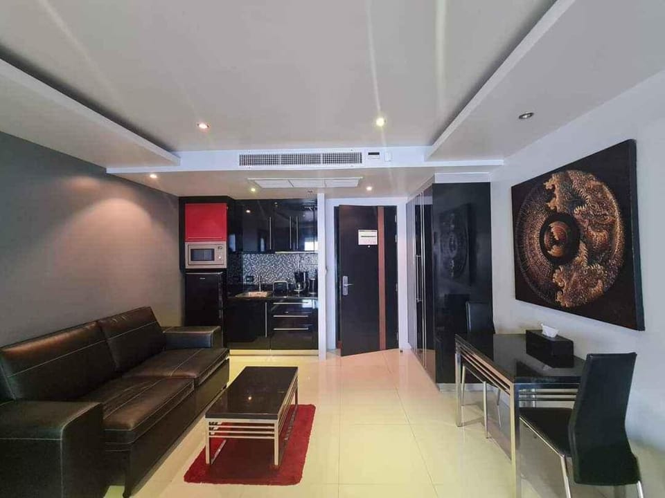 L02 Bangla Suites, Modern Studio On Bangla Road (6591)