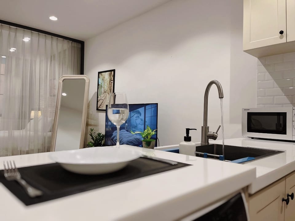 Luxury Apartment, 1 Bedroom, Balcony, Garden Area | Egyptian cotton sheets, premium bedding, down comforters