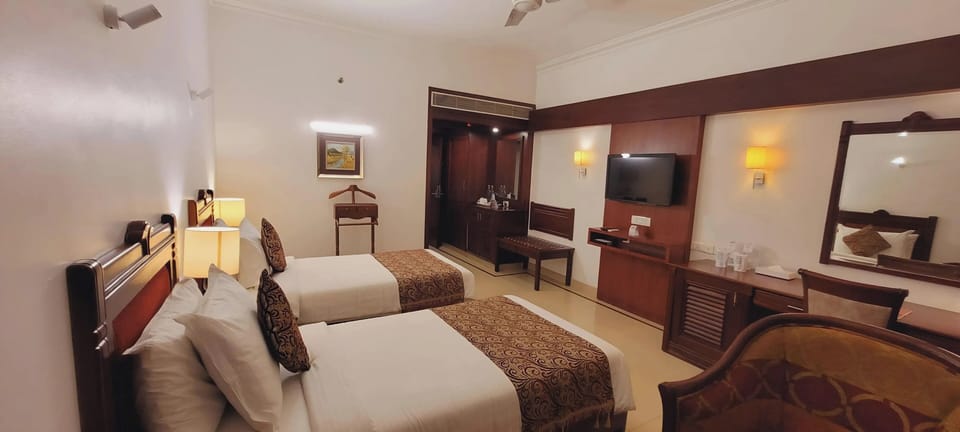 Deluxe Twin Room, City View | In-room safe, iron/ironing board, free WiFi, wheelchair access