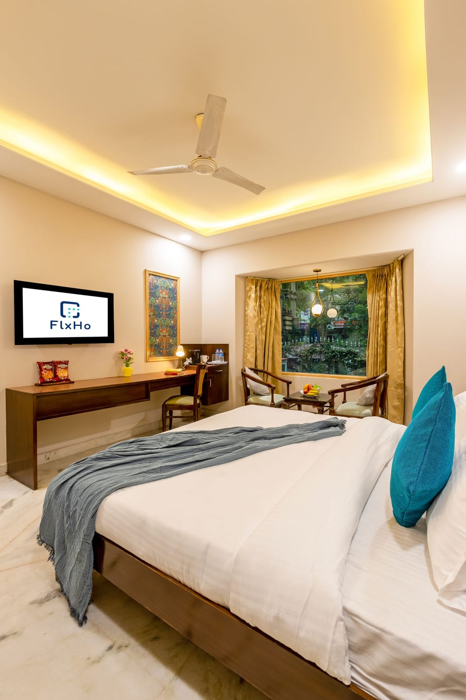 Suite, City View | Room amenity