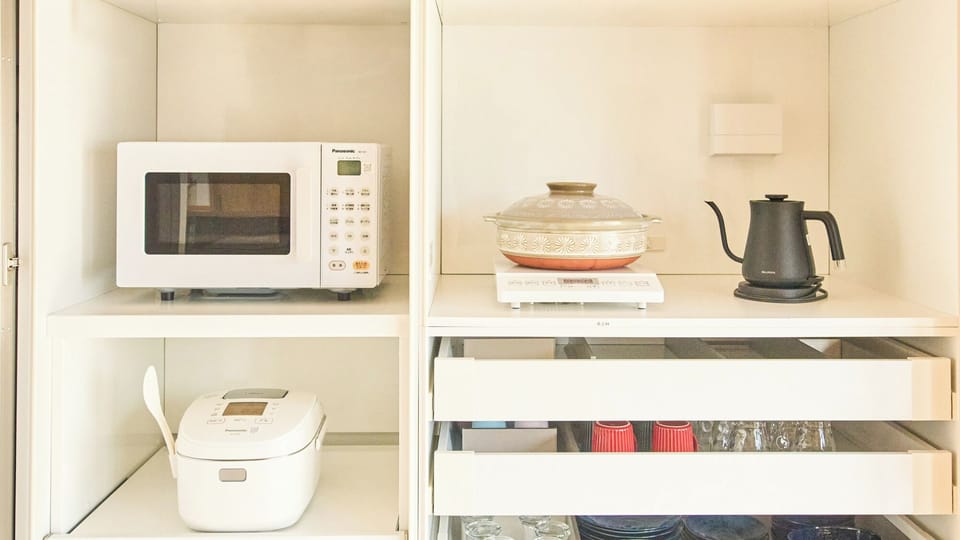 Villa, 3 Bedrooms, Garden View | Private kitchen | Full-size fridge, microwave, stovetop, electric kettle