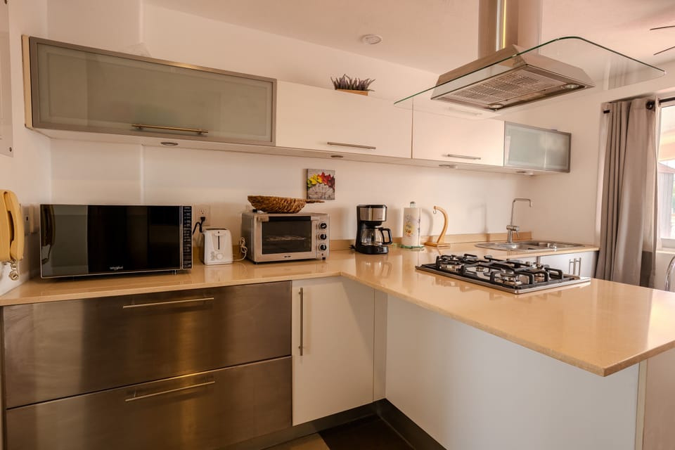 Condo - Image 17