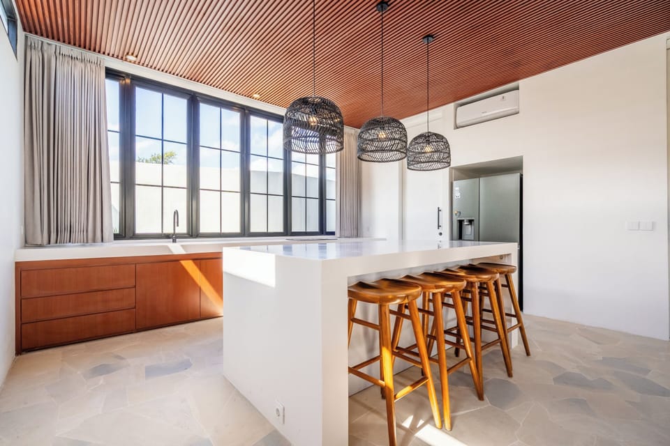 Classic Villa, 2 Bedrooms, Private Pool | Dining room