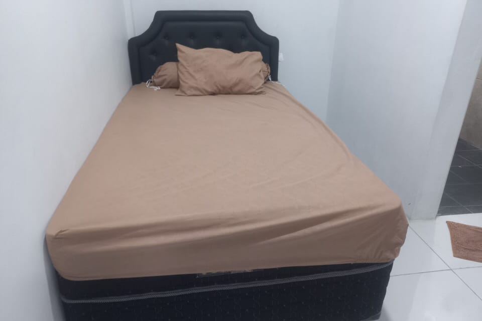 Standard Double Room | Bed sheets