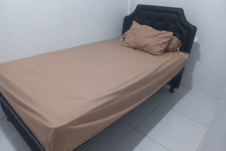 Standard Double Room | Bed sheets